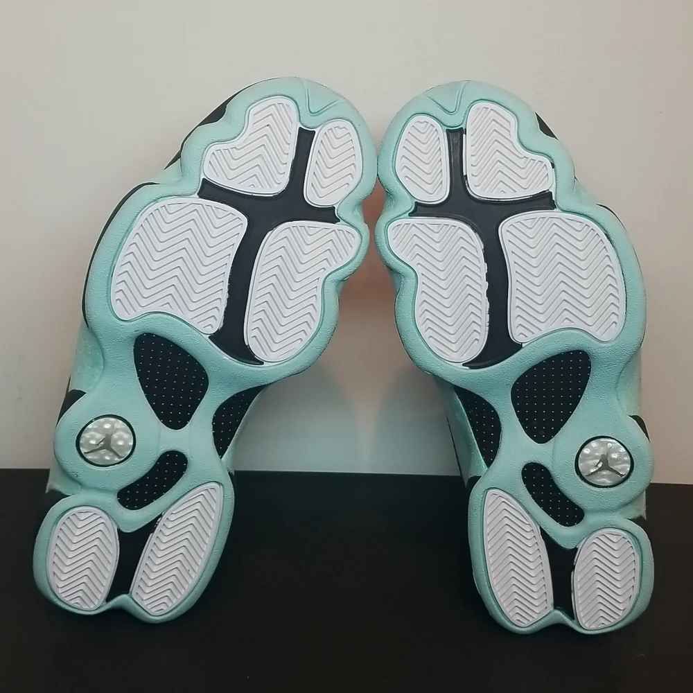 Air Jordan 13 Retro - Picture 4 of 8